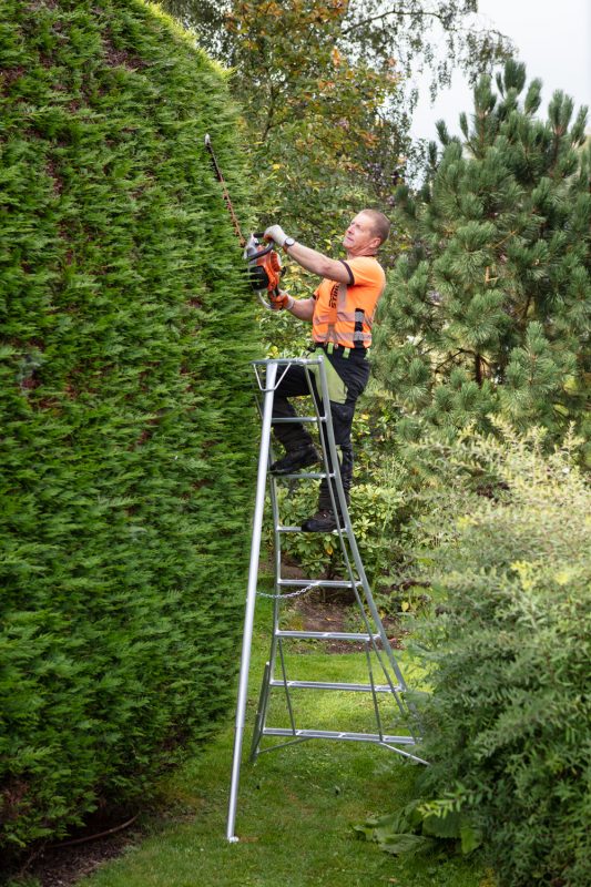 3 legged Ladders - Orchard tripod garden ladders